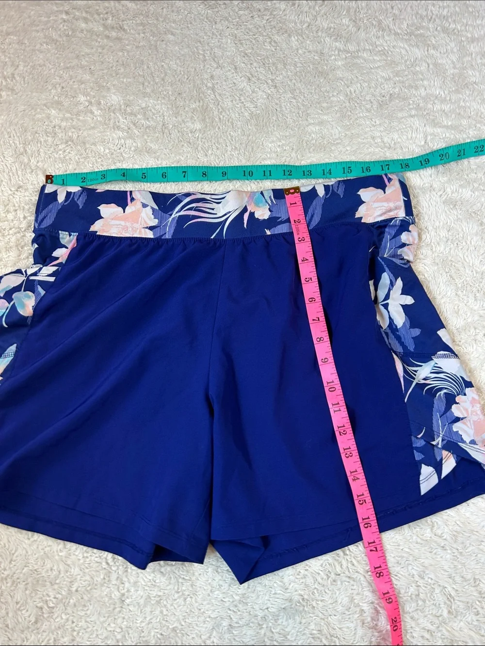 Tek Gear blue and floral athletic  shorts XL‎